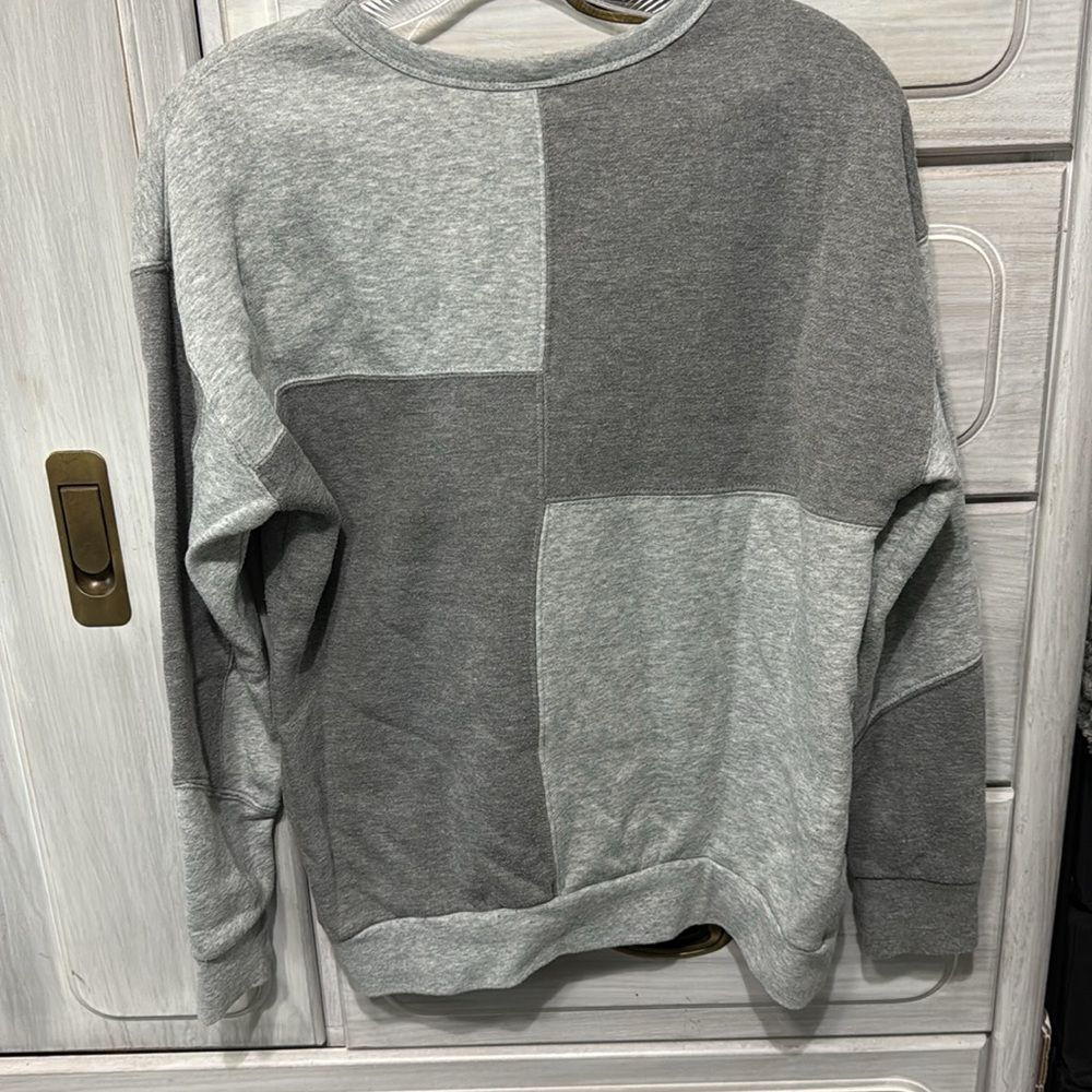 Patchwork Gray Sweater - Picture 2 of 3